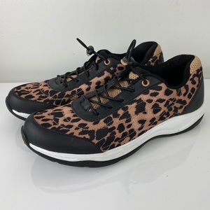 vionic leopard print sneakers